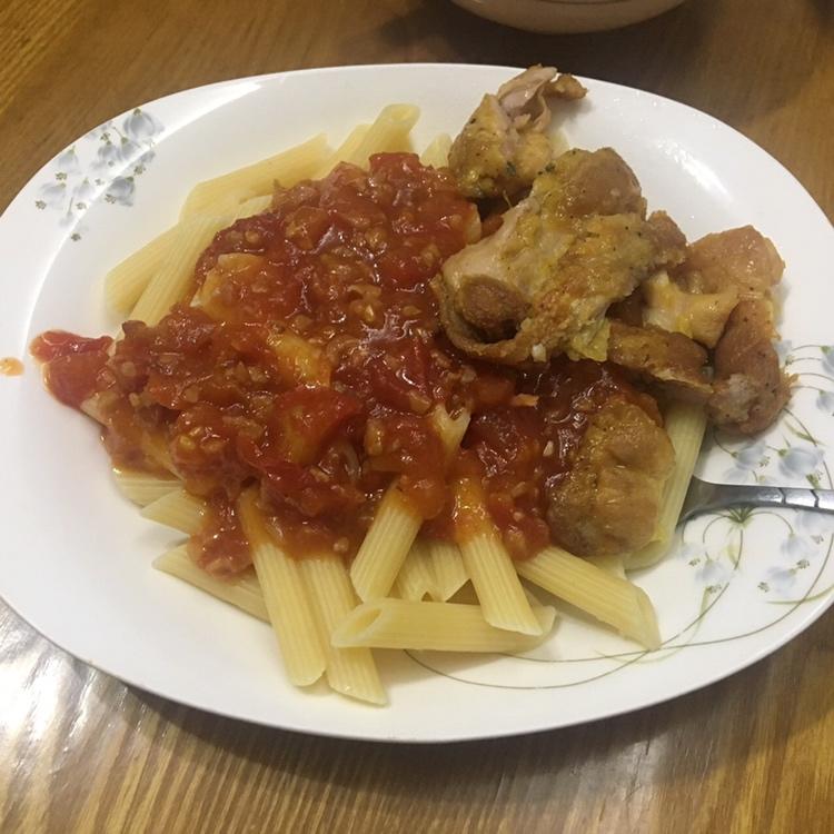 番茄肉酱通心粉