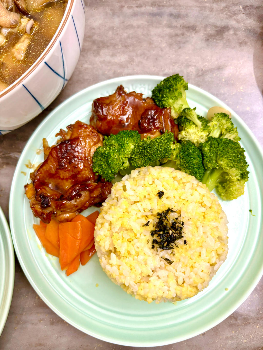 照烧鸡腿饭