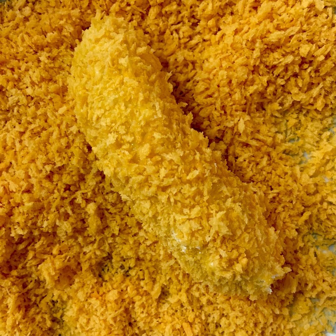 酥炸香蕉的做法 步骤4