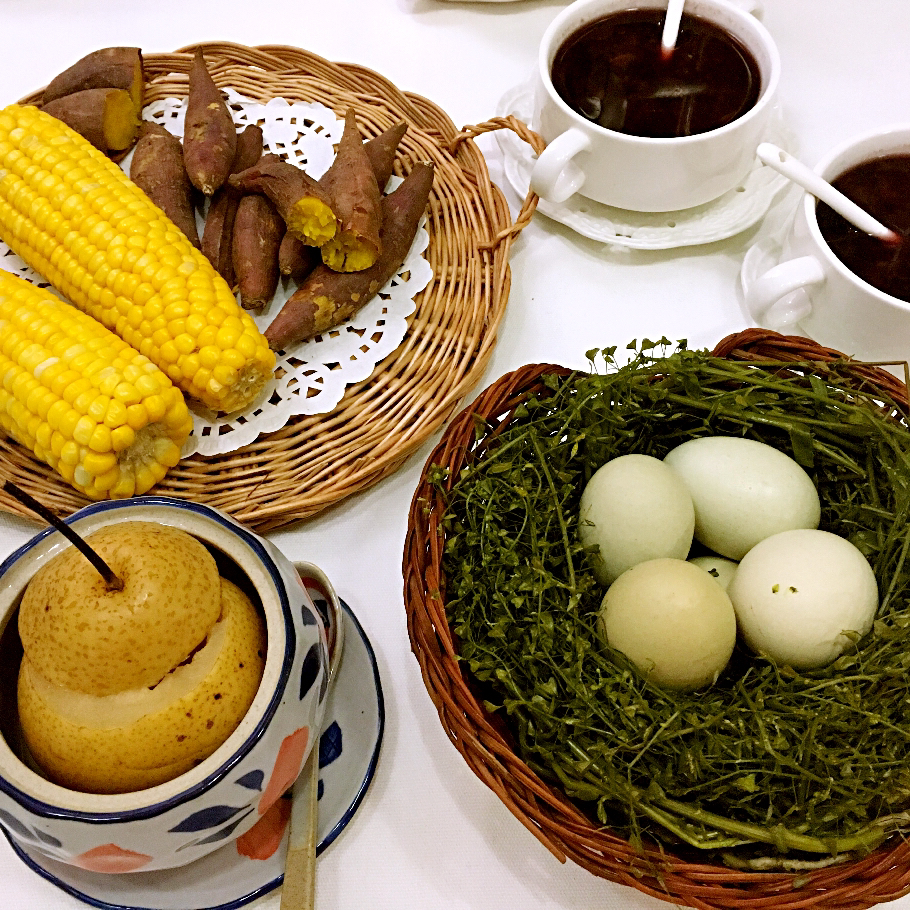 地菜花煮鸡蛋（地米菜煮鸡蛋）