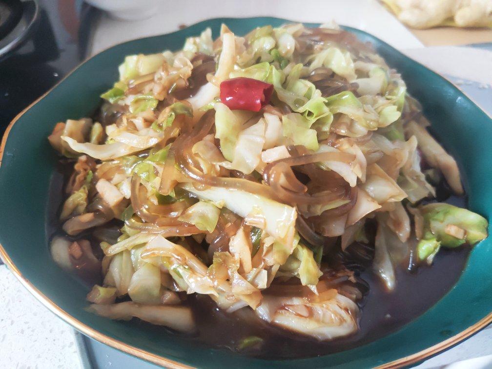 包菜炒粉丝