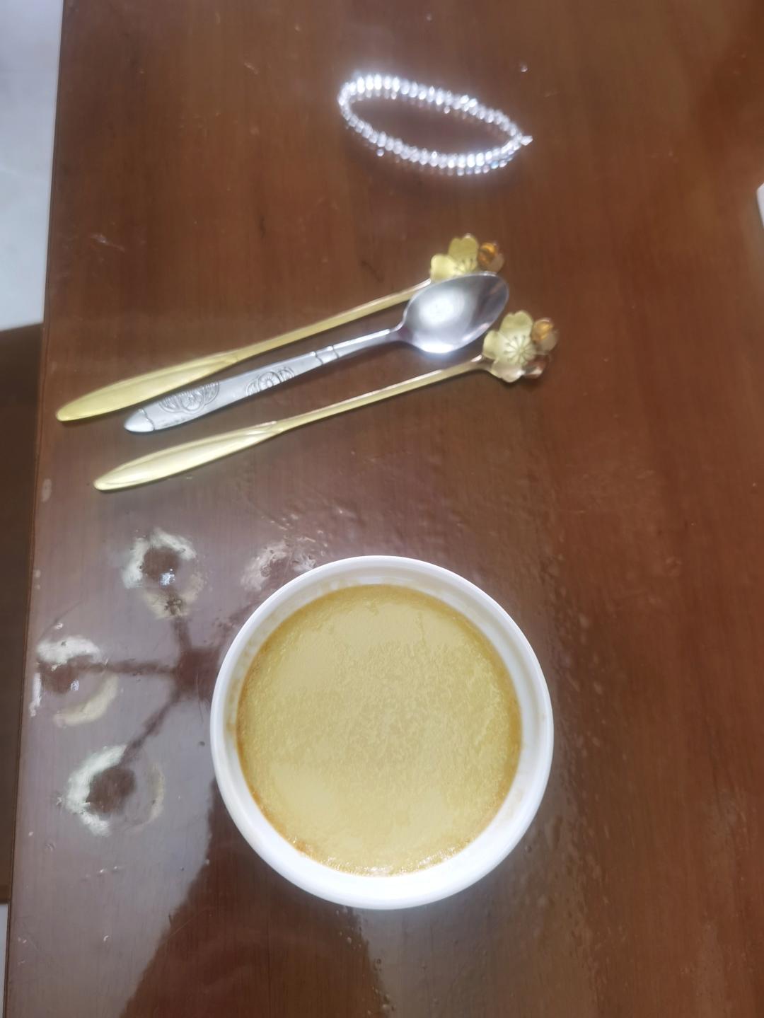 材料简单易上手的焦糖布丁，滑爽，细腻！
