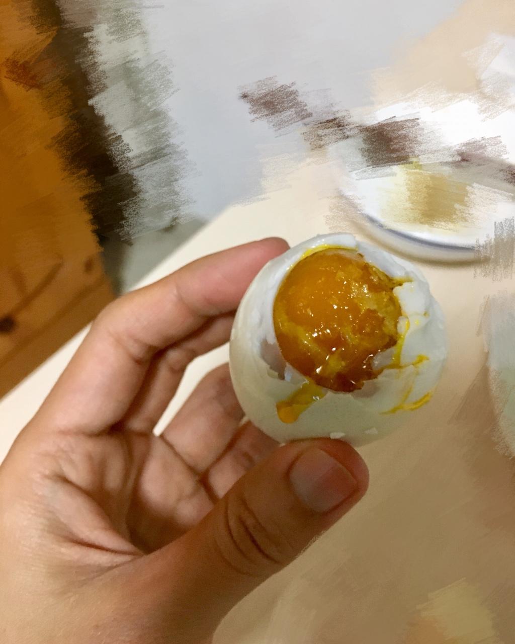 自制流油的咸鸭蛋