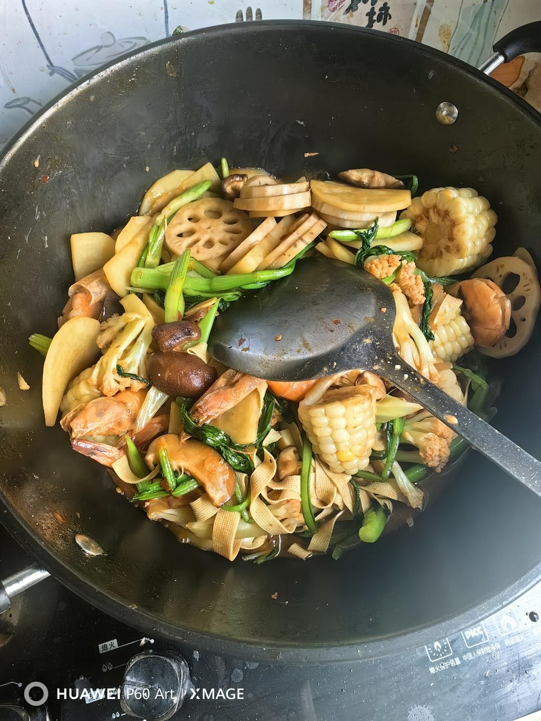 🌈香辣吮指的干锅虾教程来啦😋