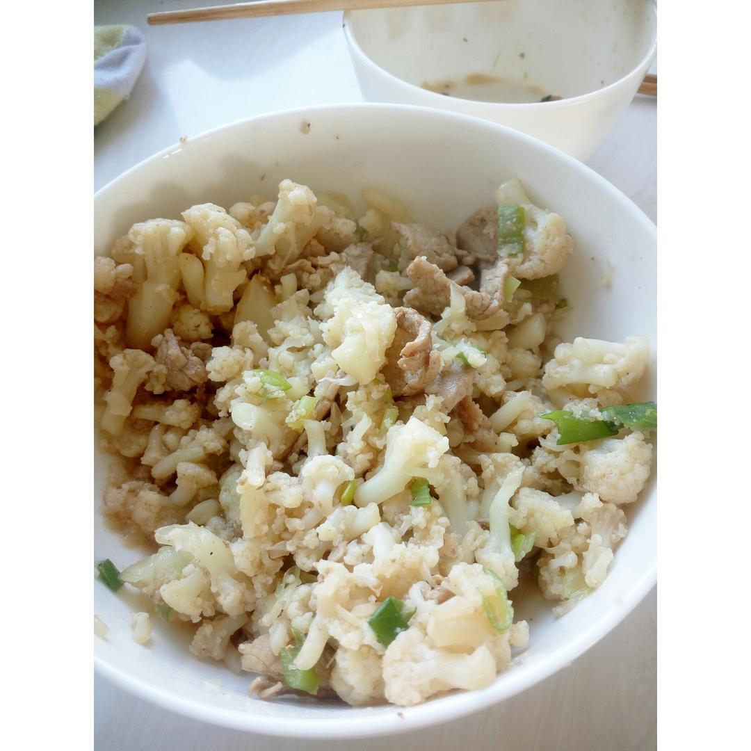 灿灿宝贝贝做的很"浪费"米饭的家常菜之一-------干锅菜花