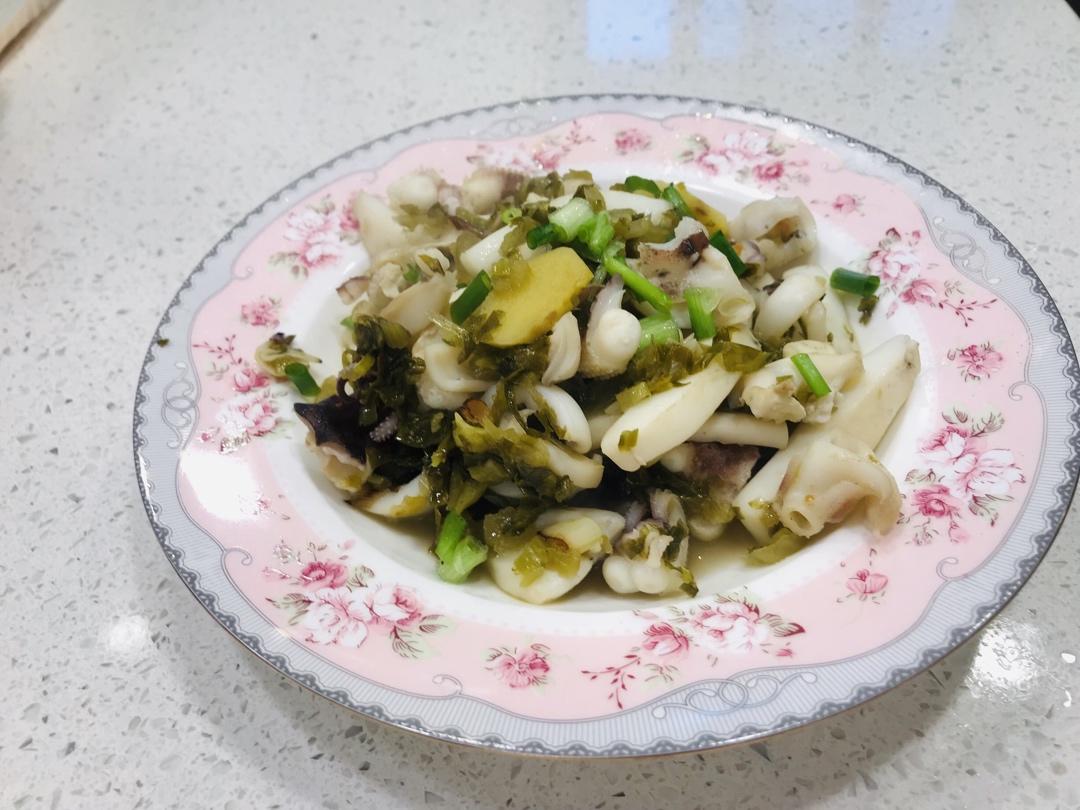 咸菜（雪里蕻）炒墨鱼