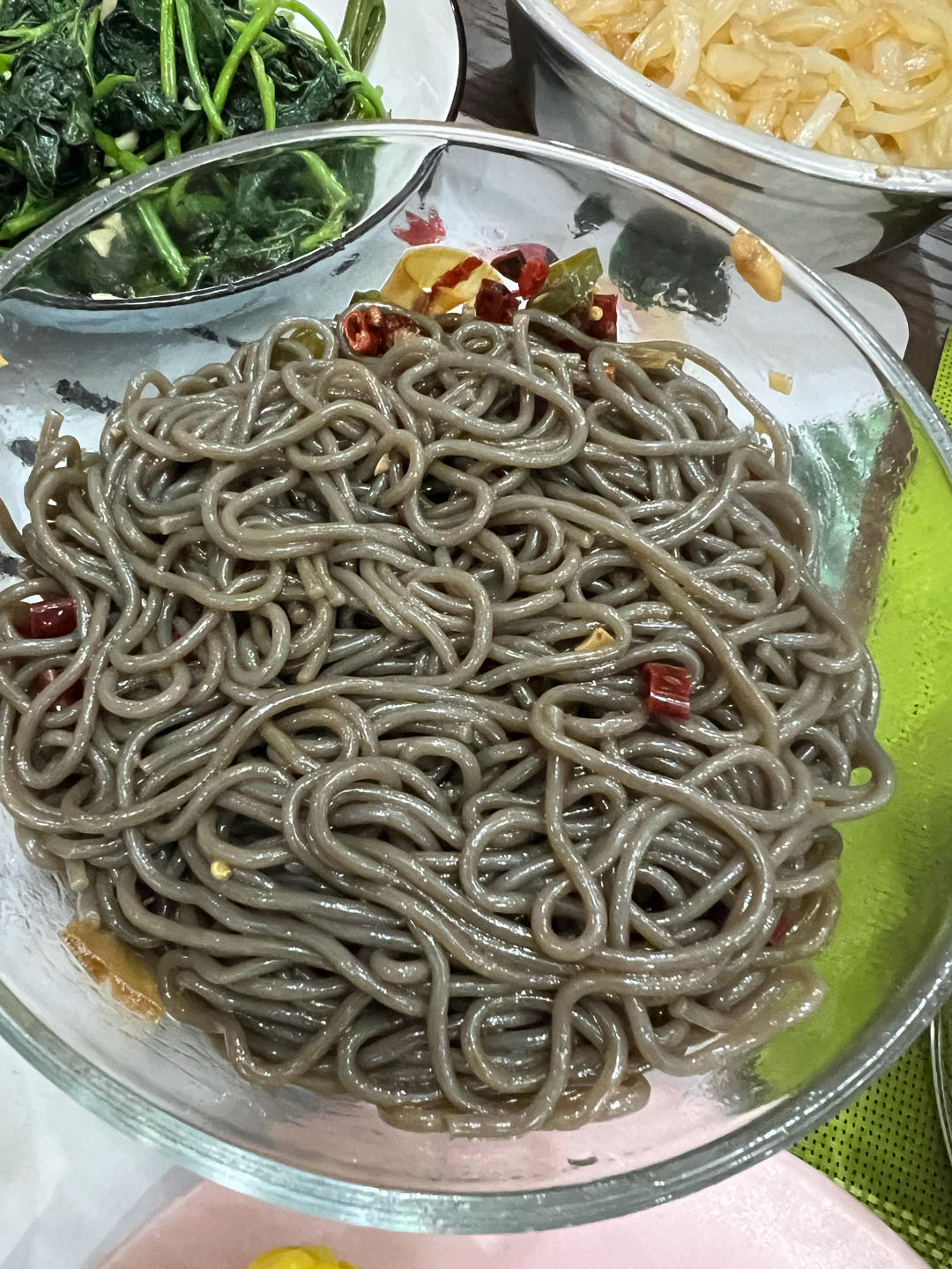 酸辣蕨根粉！