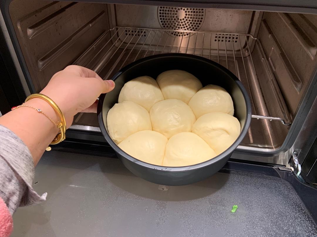 超软的牛奶小餐包