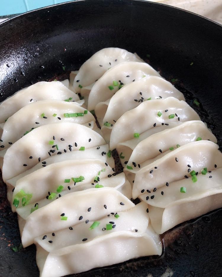 猪肉白菜锅贴