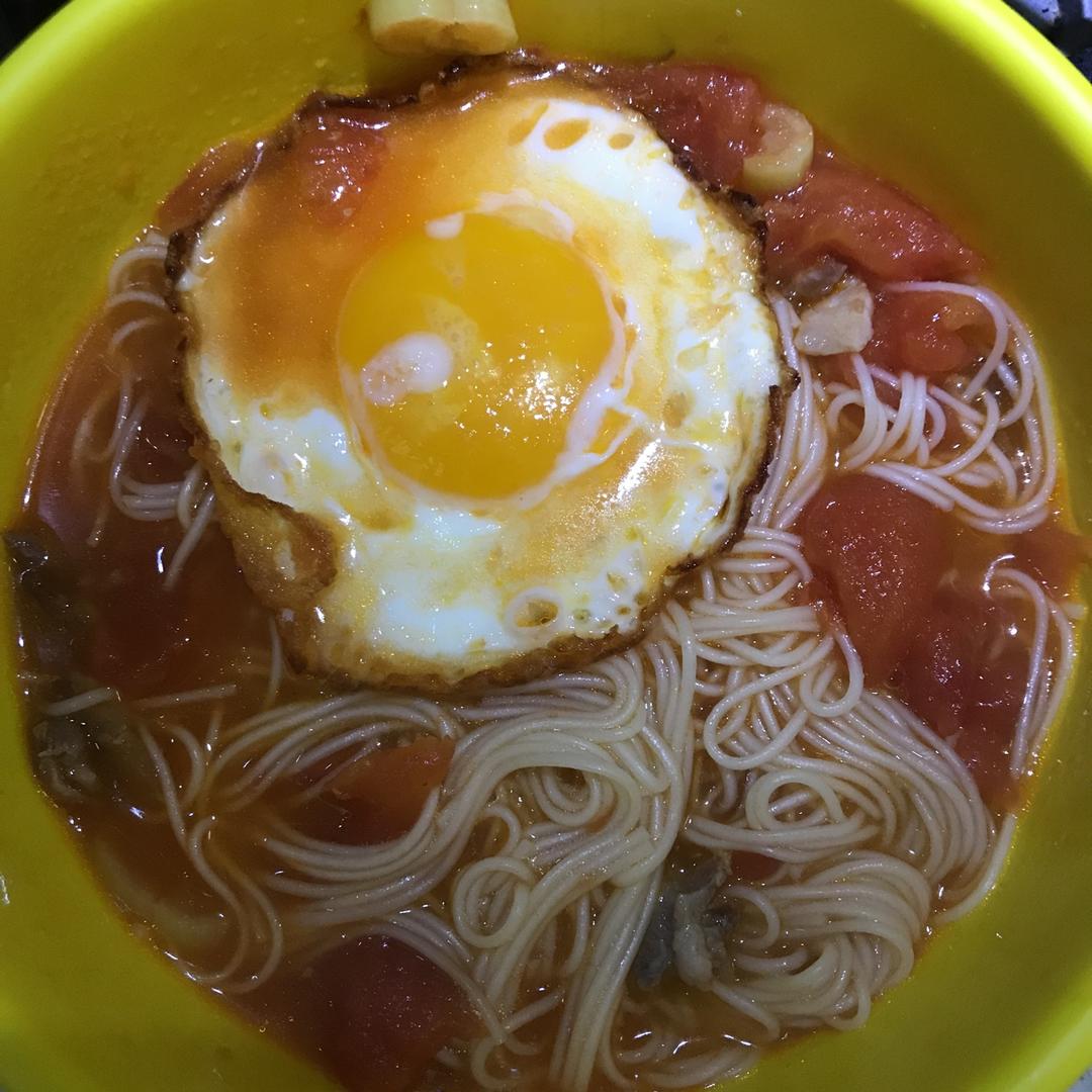 超级好吃的西红柿汤面