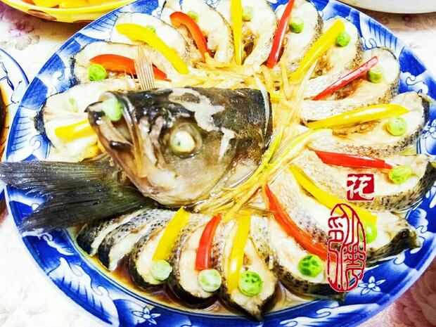 《花花家的菜》孔雀开屏鱼的做法