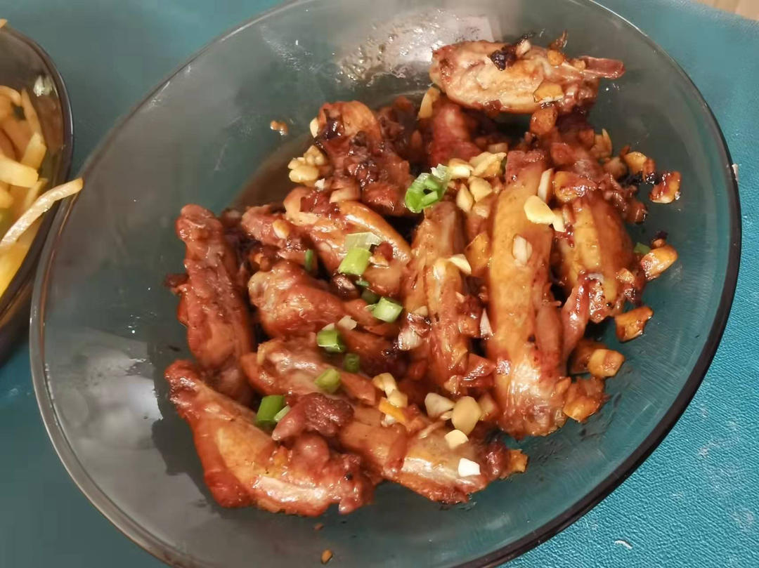 蒜香鸡翅
