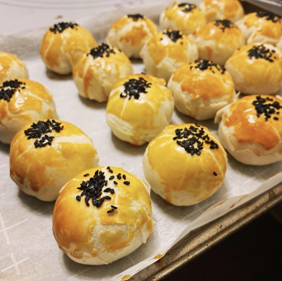 蛋黄酥酥酥（超级奶香黄油版）