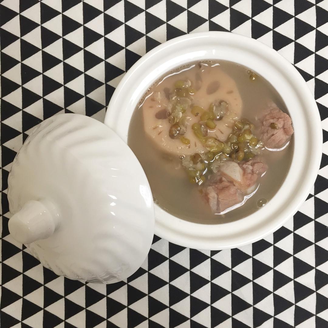 绿豆莲藕排骨汤