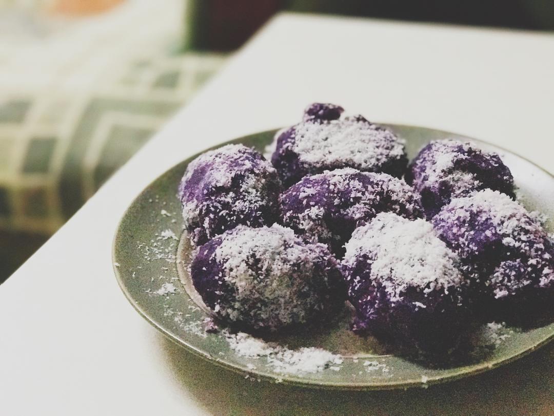 紫薯草莓球--懒人的轻食甜品