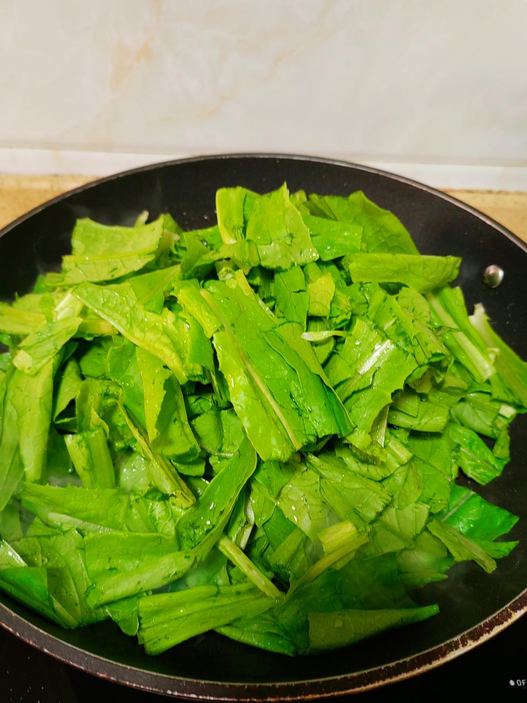 豆豉鲮鱼炒油麦菜的做法 步骤9