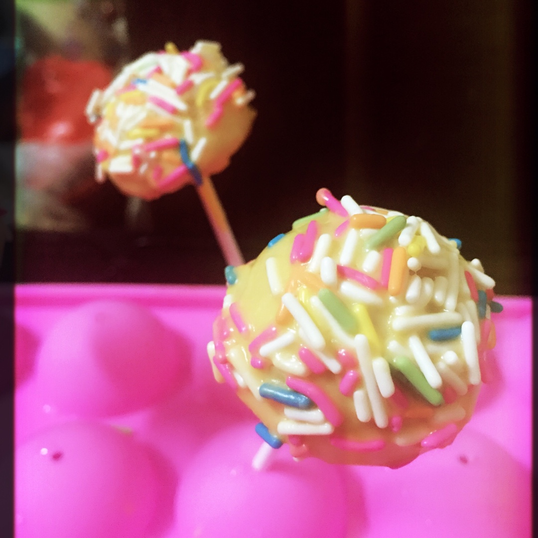 《Tinrry下午茶》教你做棒棒糖蛋糕