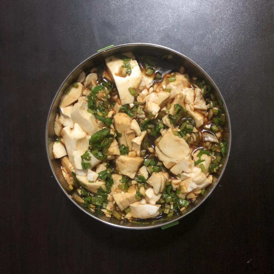香菜小葱拌豆腐