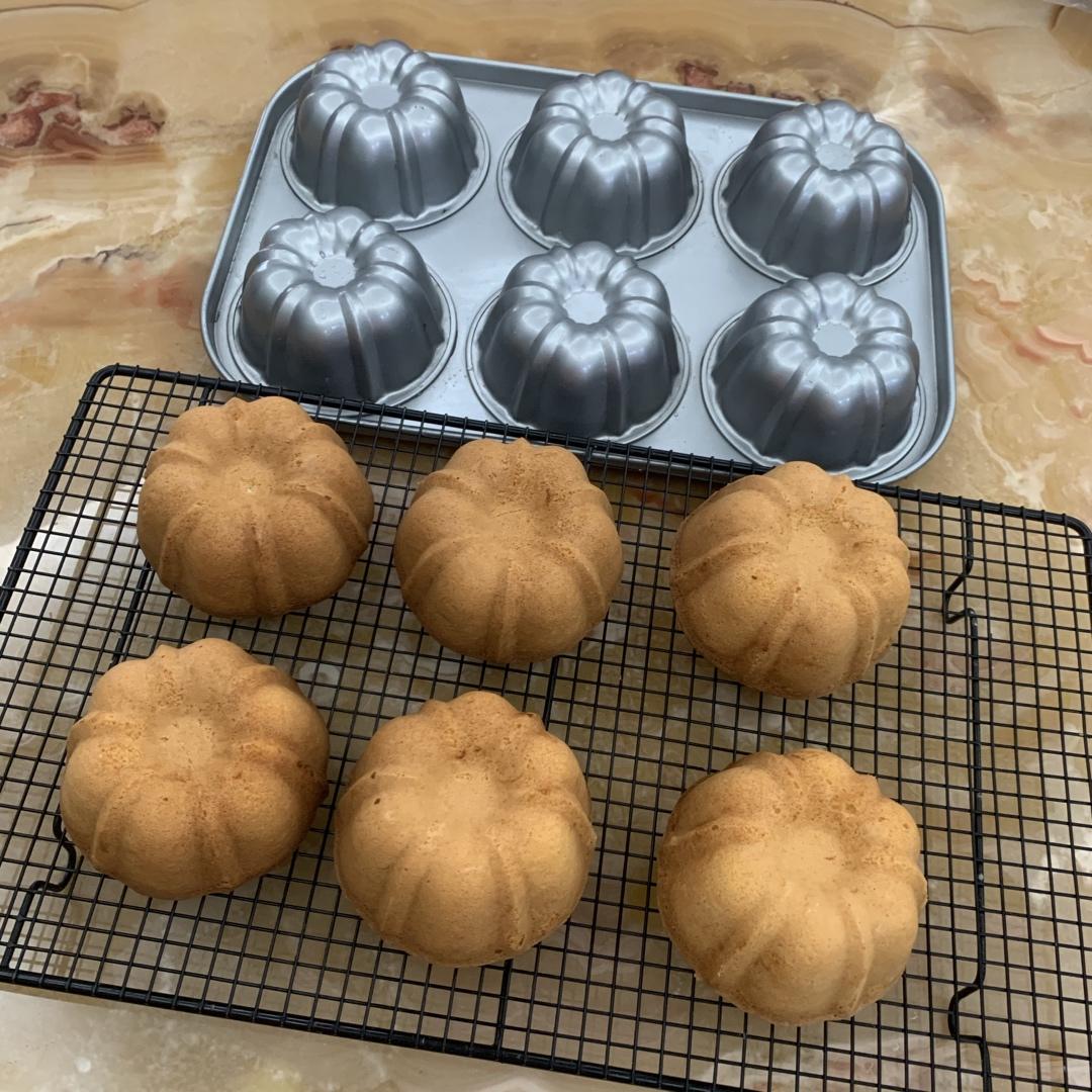小山进老师的杏仁小蛋糕