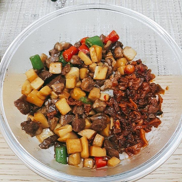 家常菜~杏鲍菇烧牛肉粒