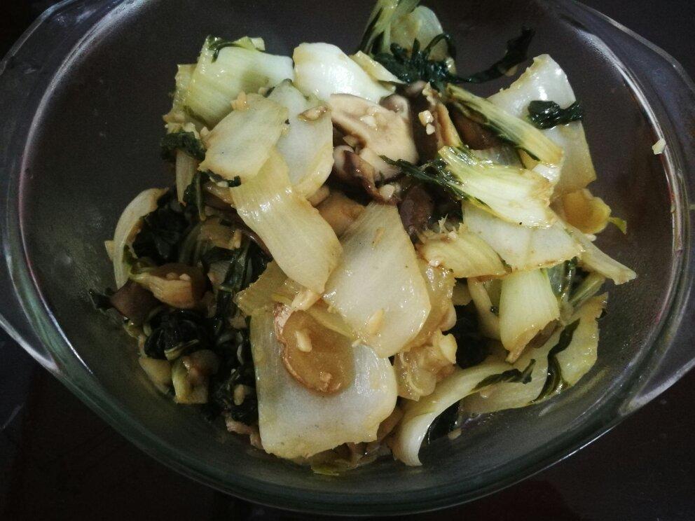 蚝油蒜蓉香菇青菜