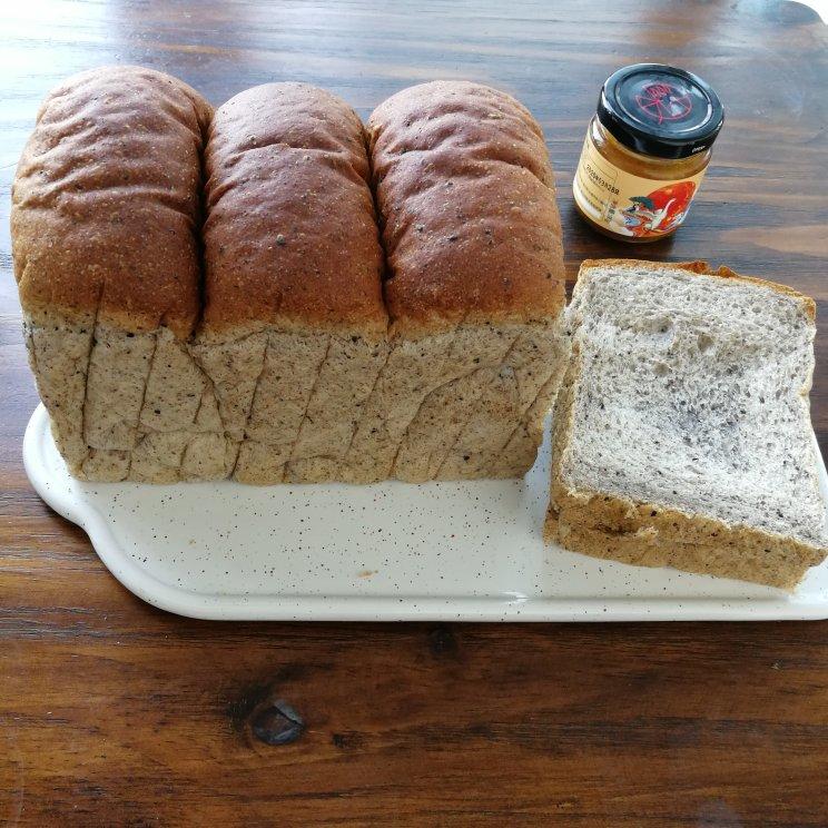 20%全麦烫种吐司