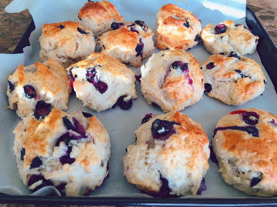 蓝莓司康 Blueberry Scone