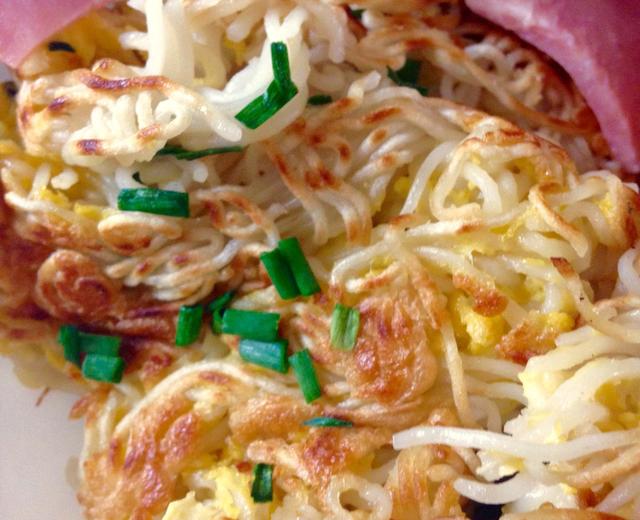 小油锅版两面黄-健康-简约-好味道-灵活多变-质量高的做法