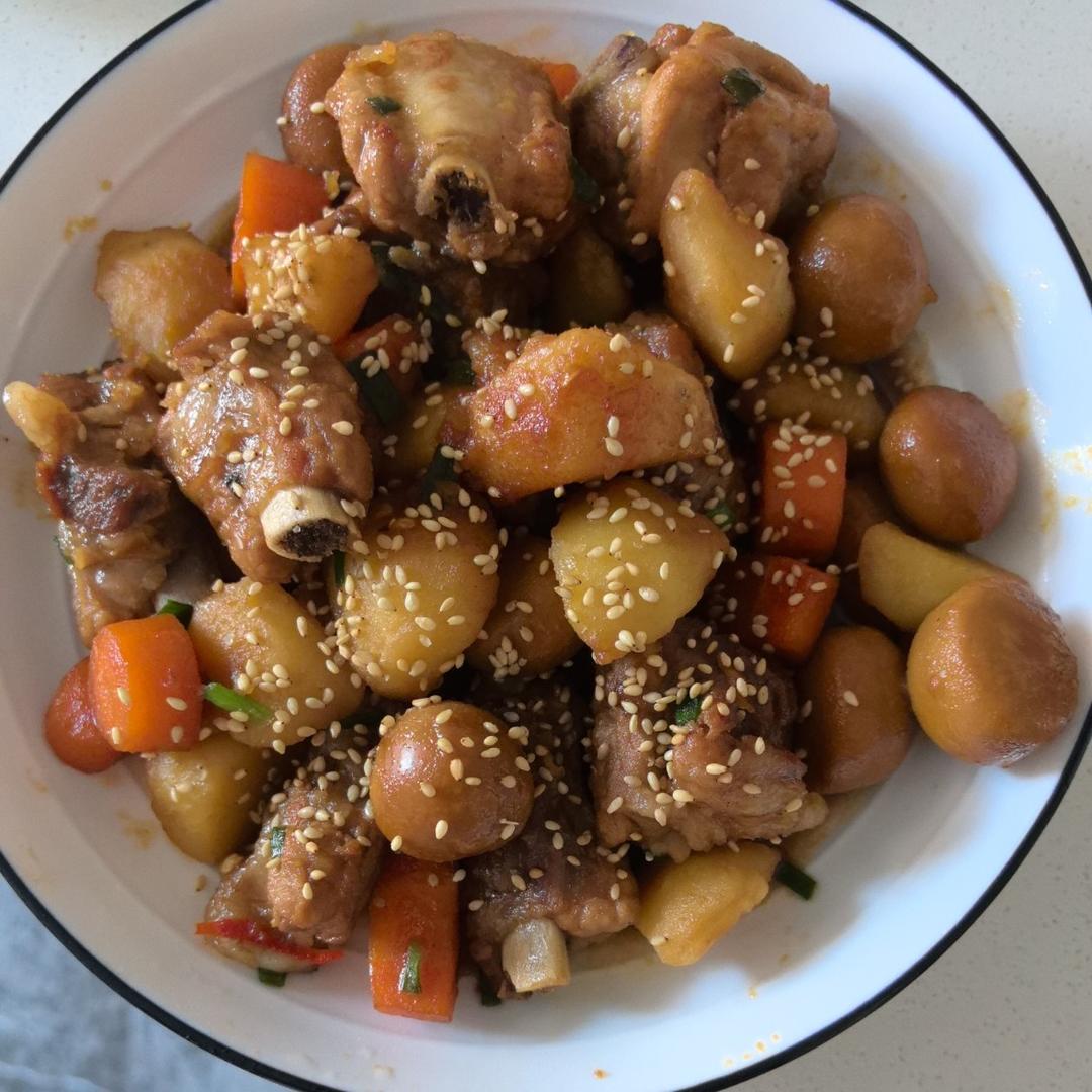 🥔土豆烧排骨，家常烧排骨