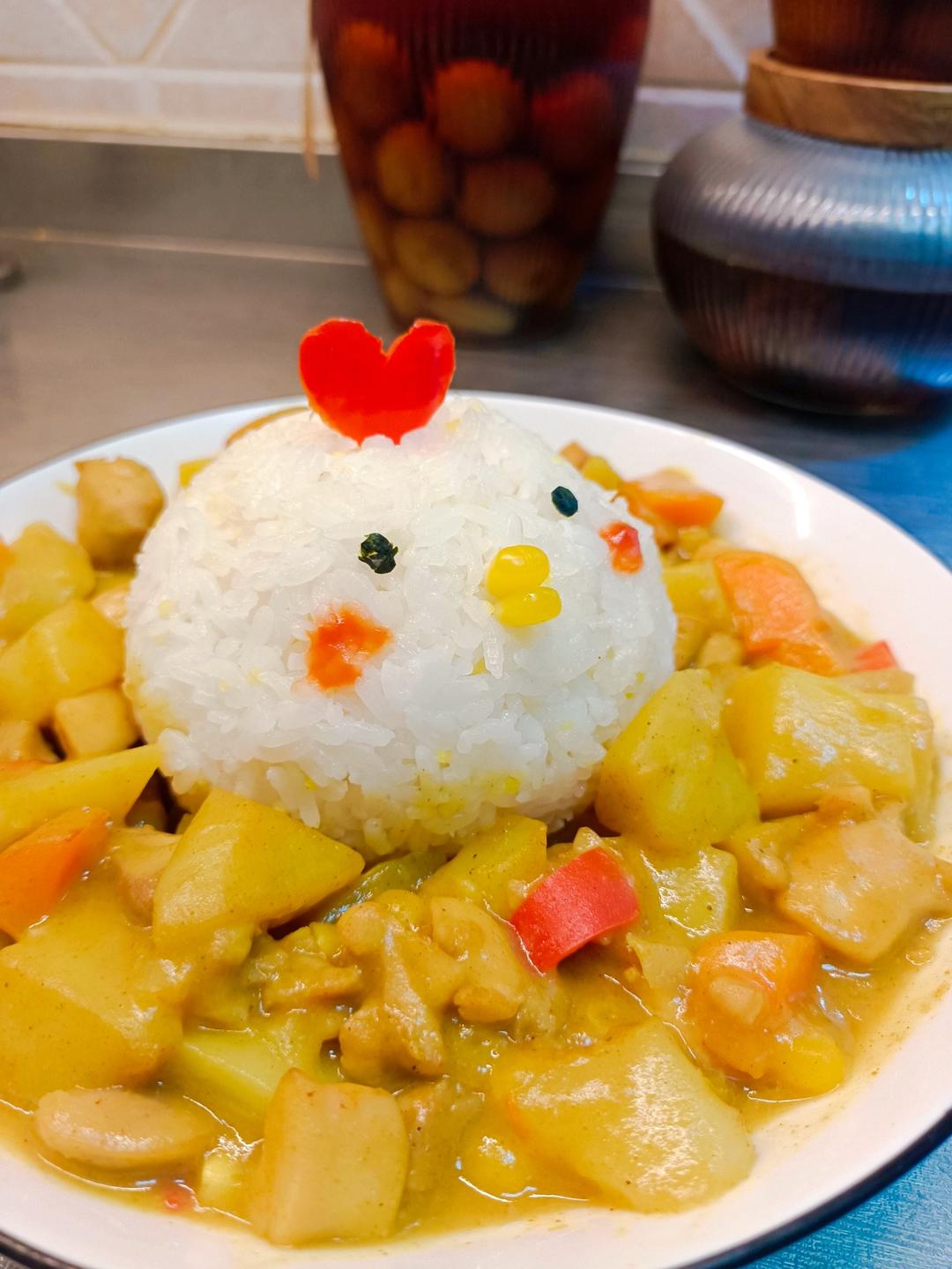 人见人爱花见花开🐤         三只小鸡日式咖喱饭