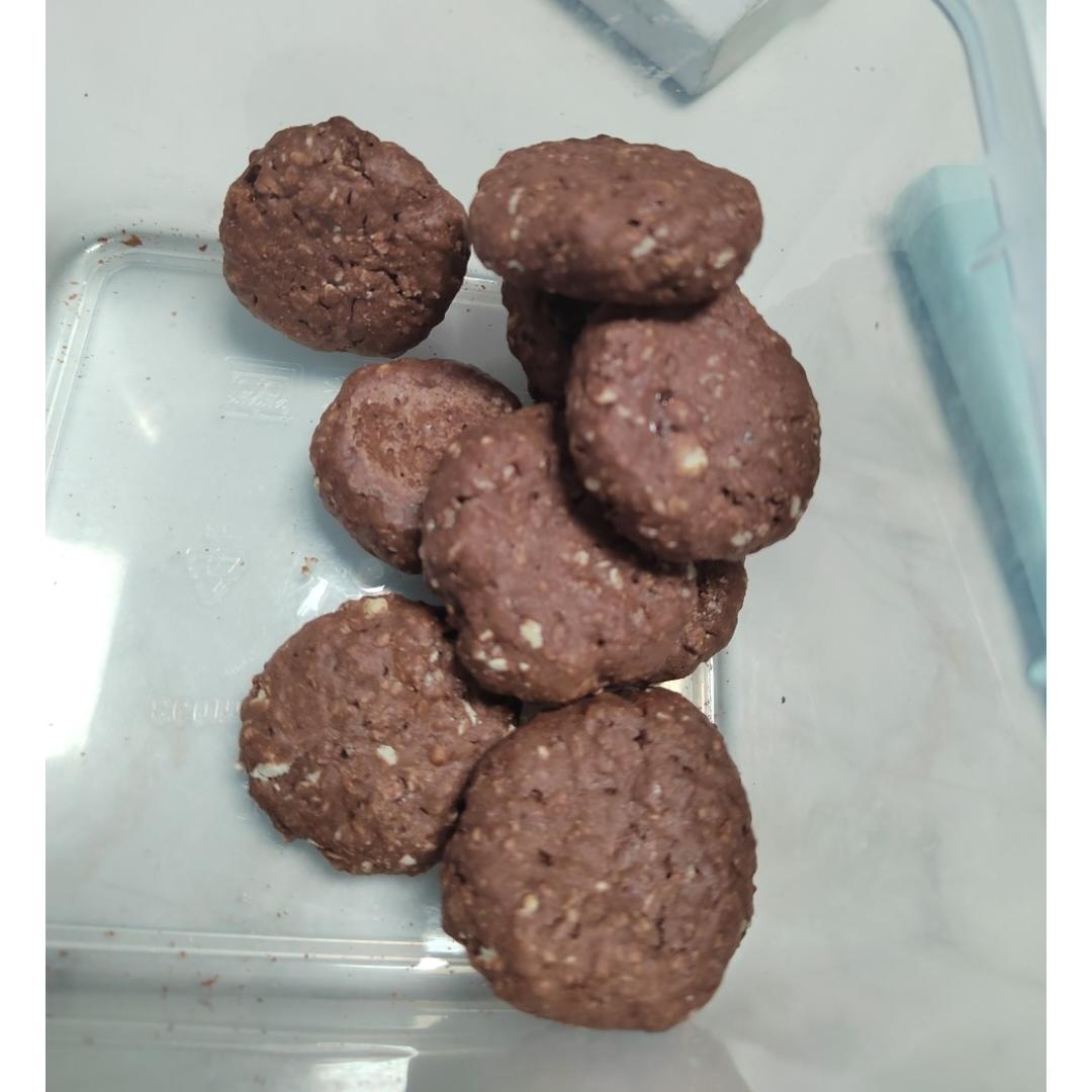 满屋飘香‼️低油低糖‼️可可燕麦饼干  这么做酥脆香甜