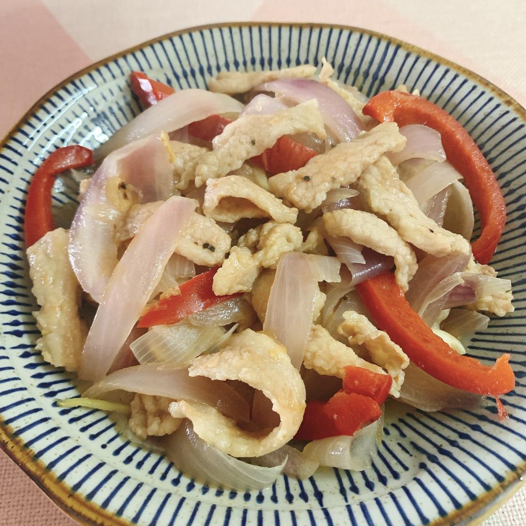 猪颈肉炒茭白