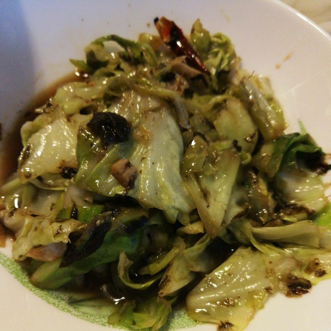 橄榄菜炒圆白菜