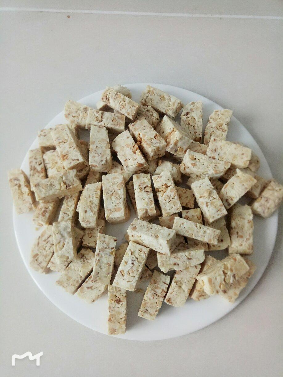 初学者都能做好的花生牛轧糖