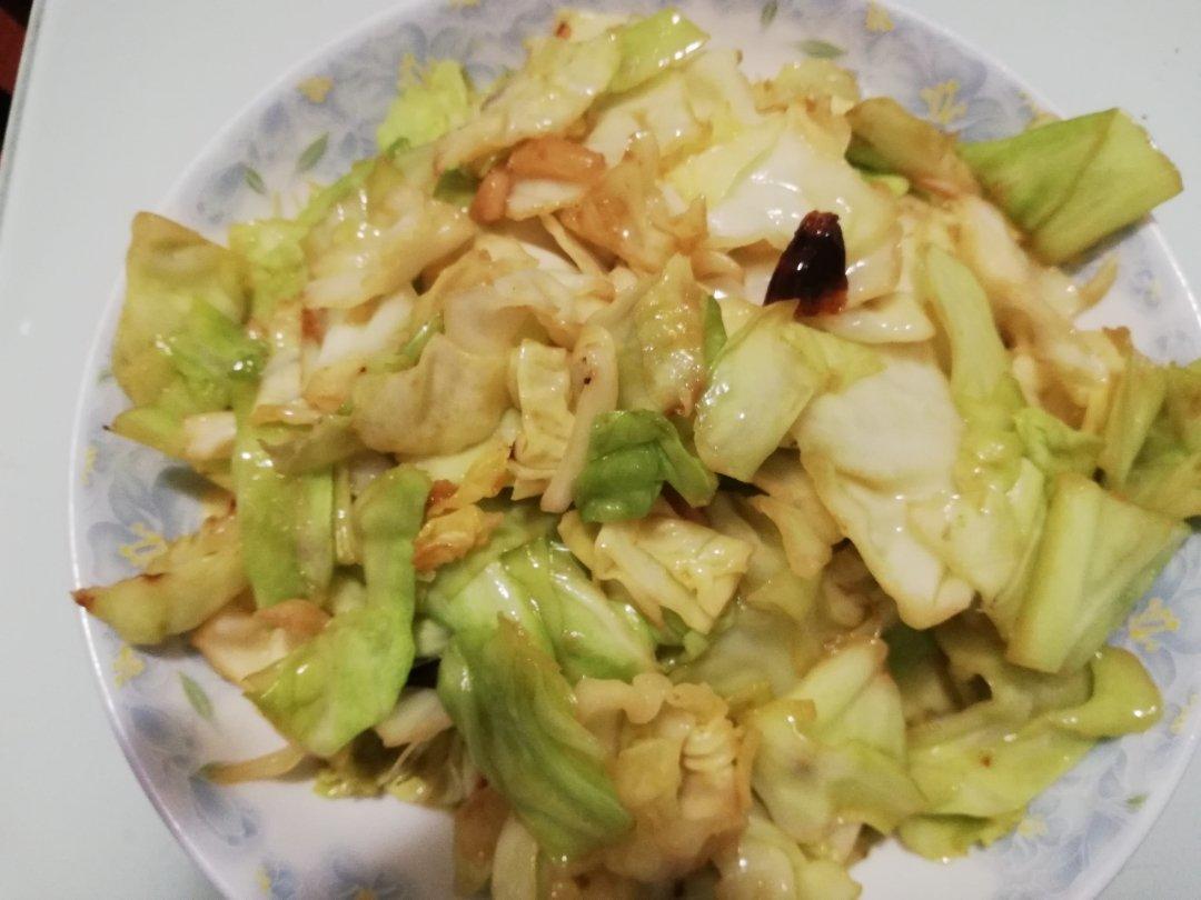 厨师长教你：“炒牛心包菜”的做法，技术总结很到位，先收藏起来