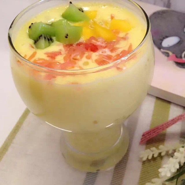 不输甜品店的杨枝甘露