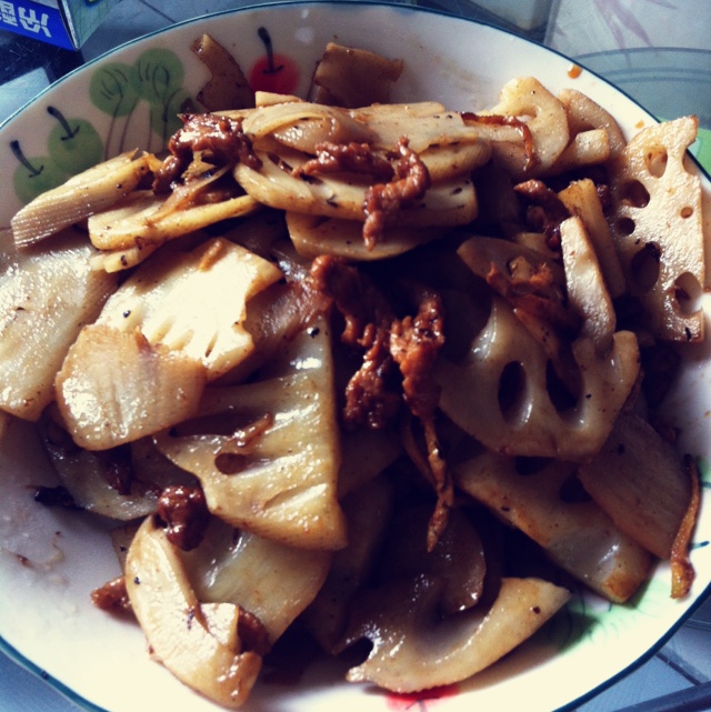 莲藕炒肉