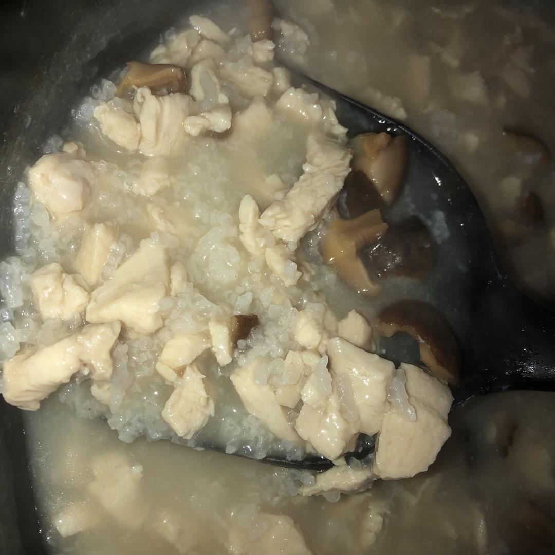 香菇鸡肉粥