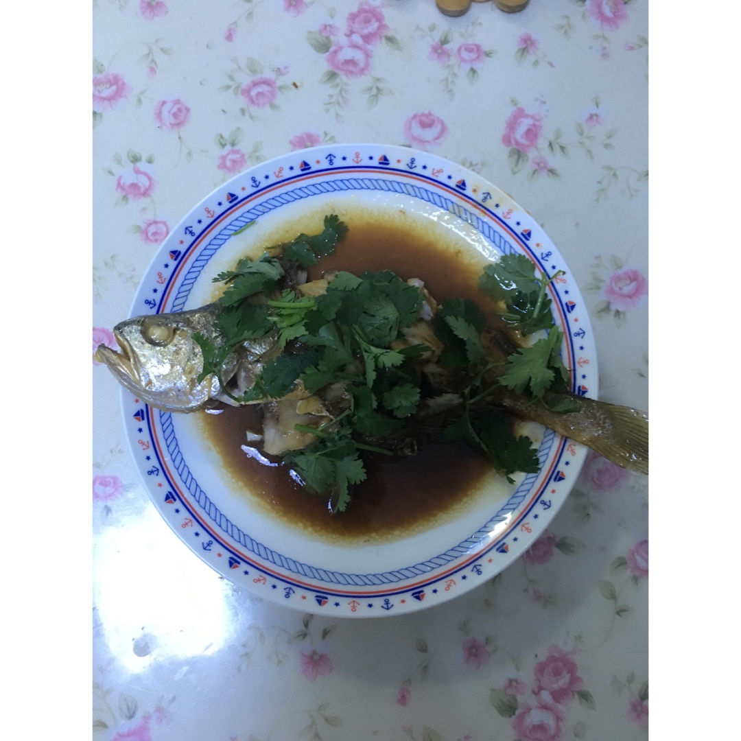 家常烧黄鱼 Yellow sea fish