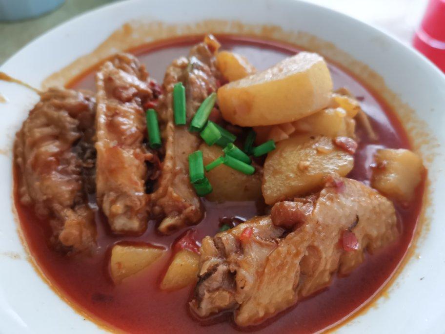 红烧鸡翅焖土豆
