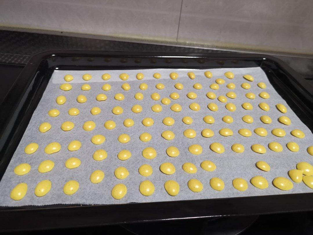 入口即化的无添加蛋黄溶豆