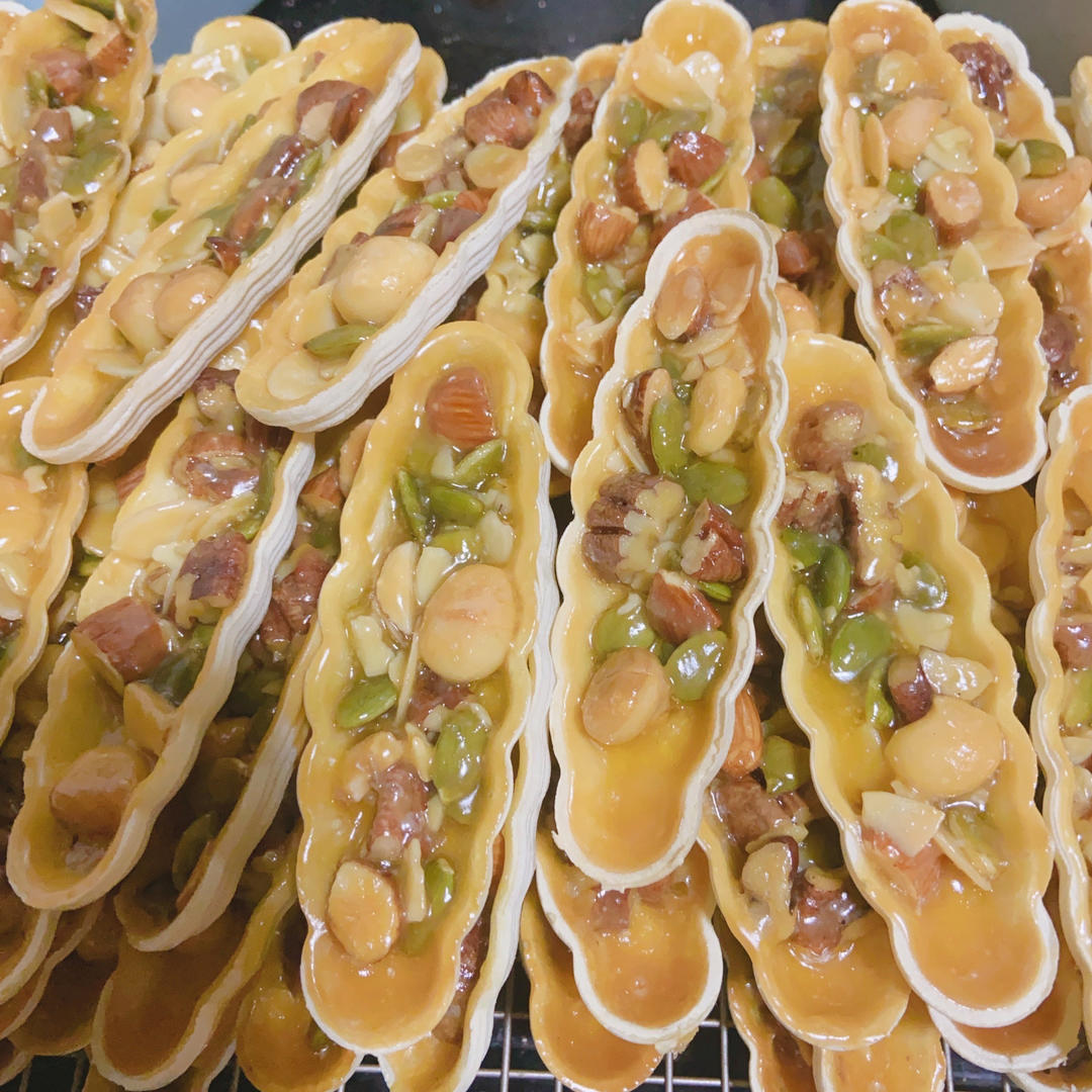 视频🚢一次搞定3种口味｜焦糖坚果糯米船｜不测温，不冷冻｜低糖｜简单｜0难度