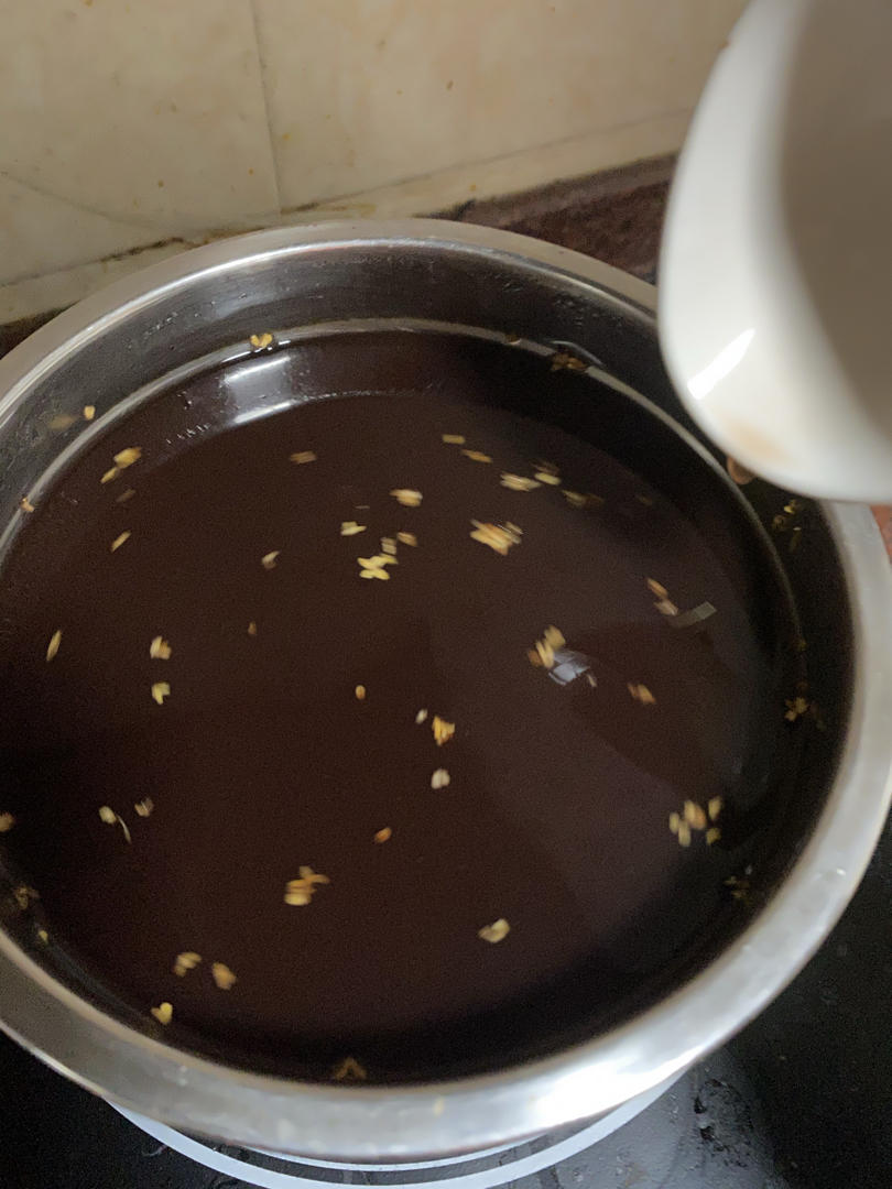 古法熬制酸梅汤（此方几乎无中药味孩子非常喜欢喝）