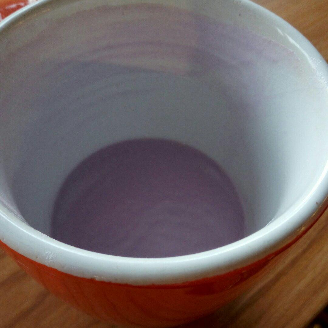 草莓奶昔 Strawberry Shake