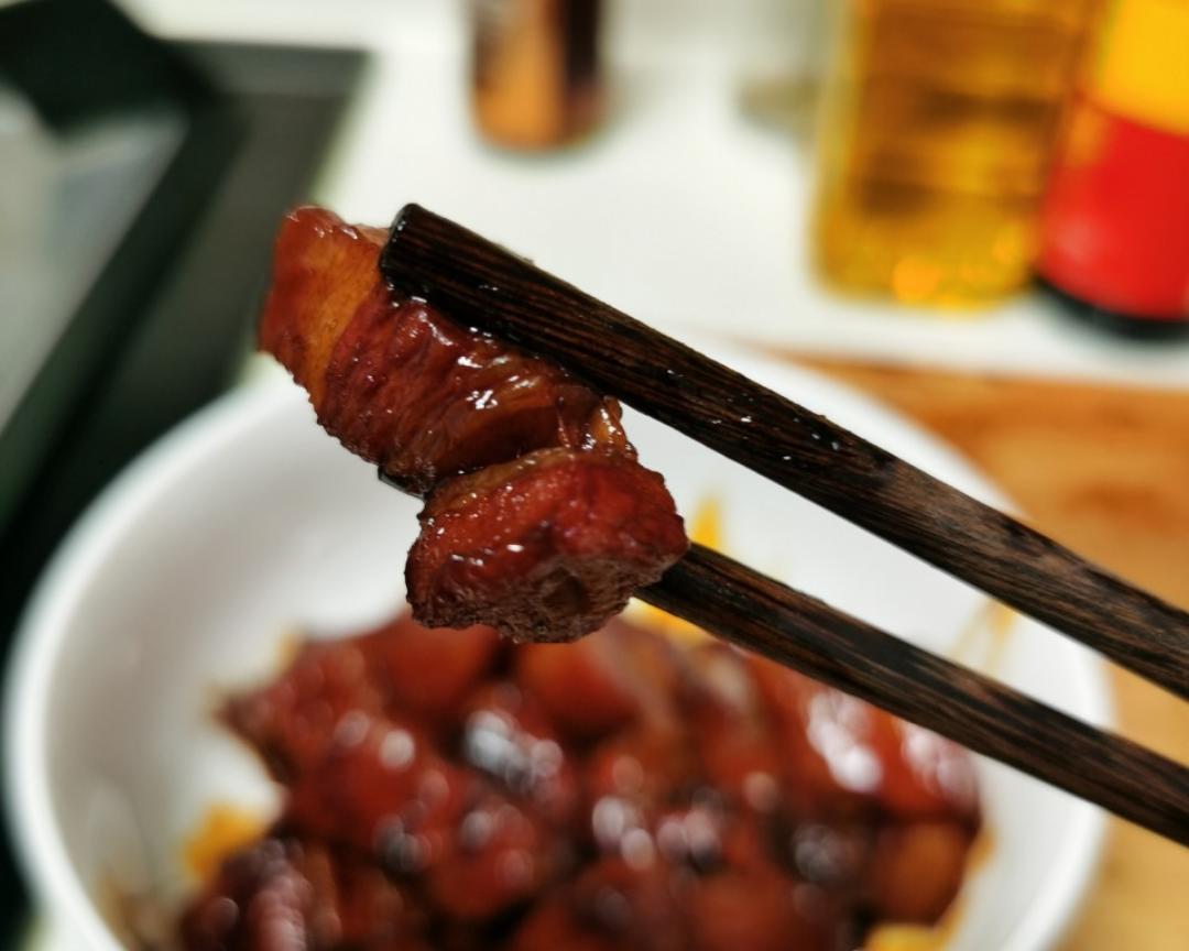 简单易学的家常红烧肉～香甜软糯～入口即化～的做法