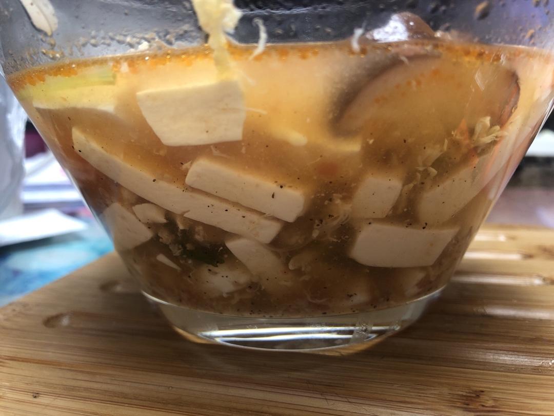 10分钟就能搞定的低脂酸辣汤❗好喝又开胃