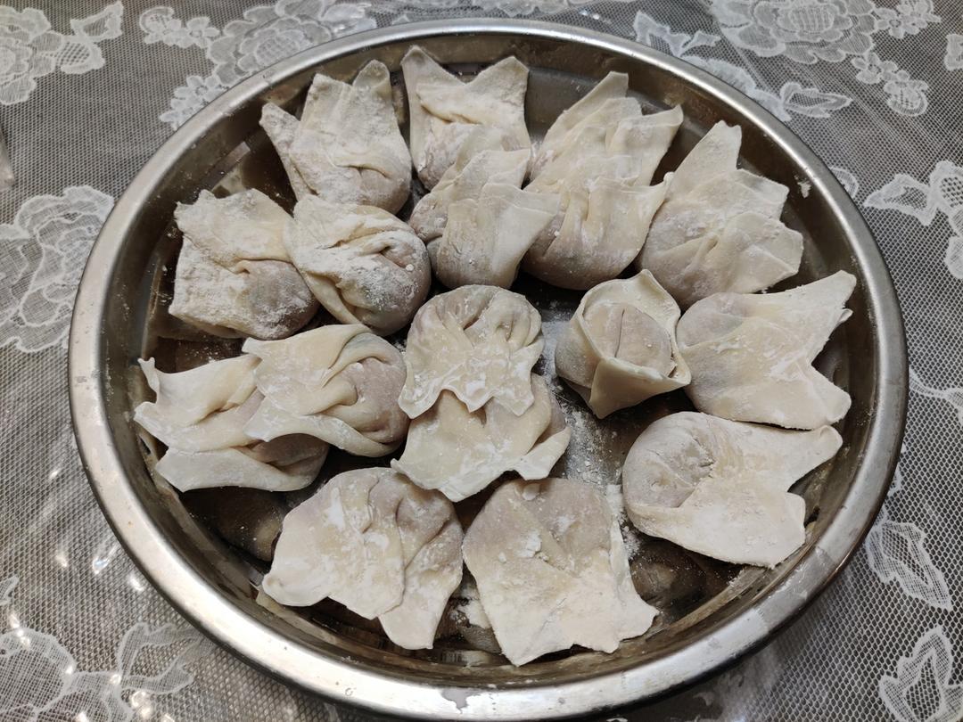 荠菜虾肉小云吞