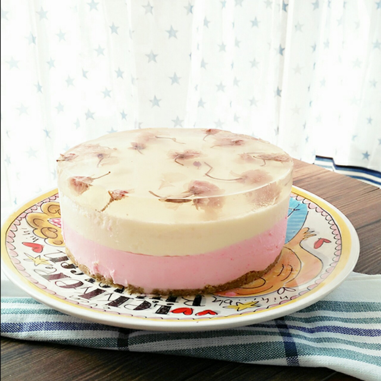 樱花渐变慕斯蛋糕（6寸）