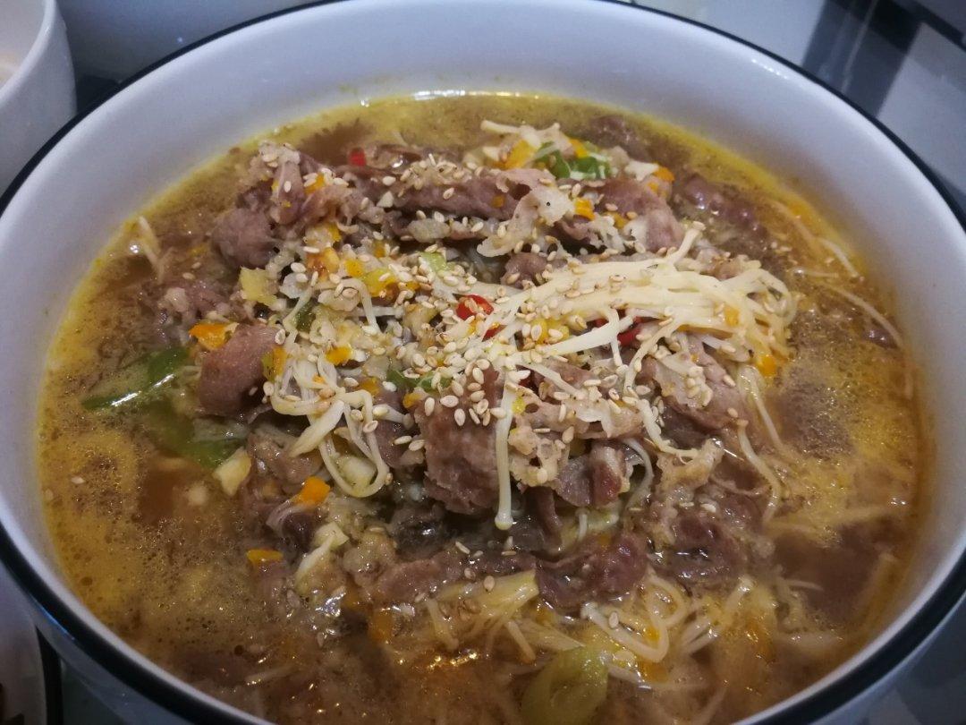 酸汤肥牛