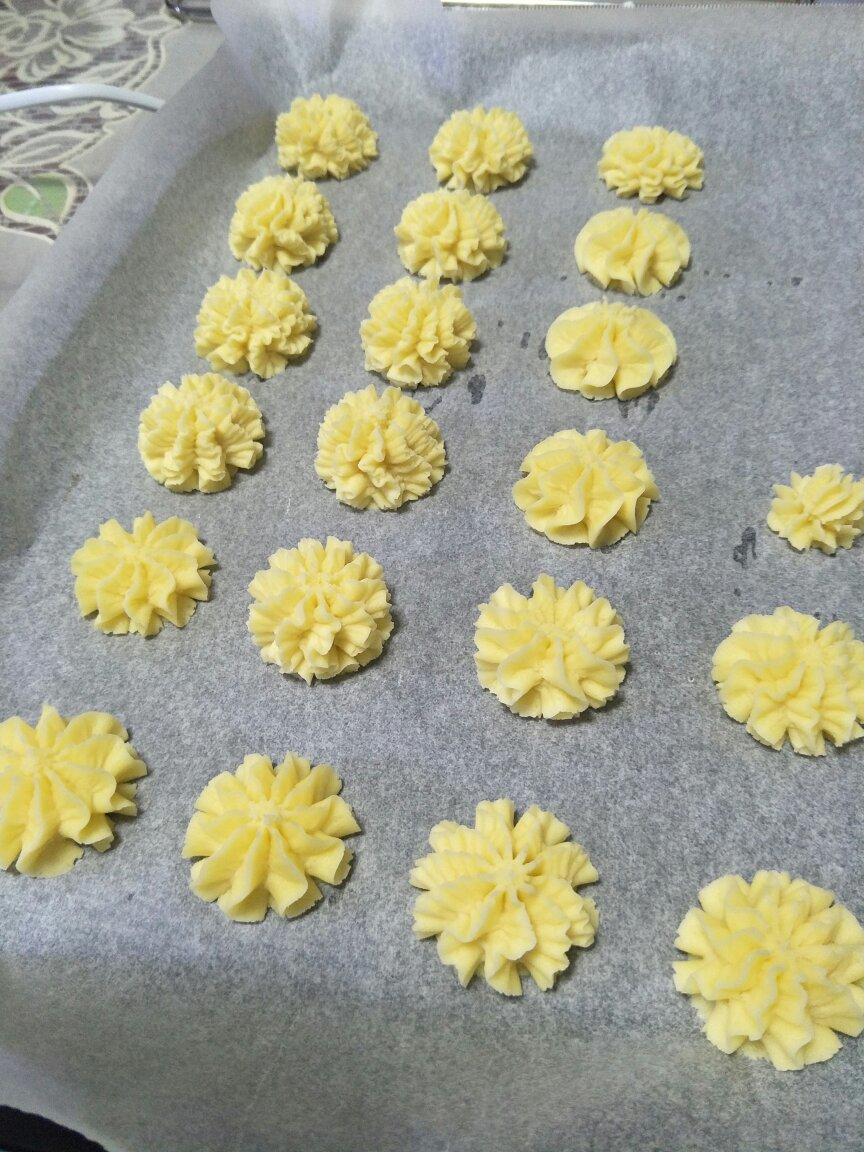 一抿即化酥到掉渣的珍妮曲奇云顶小花/烘焙视频饼干篇1